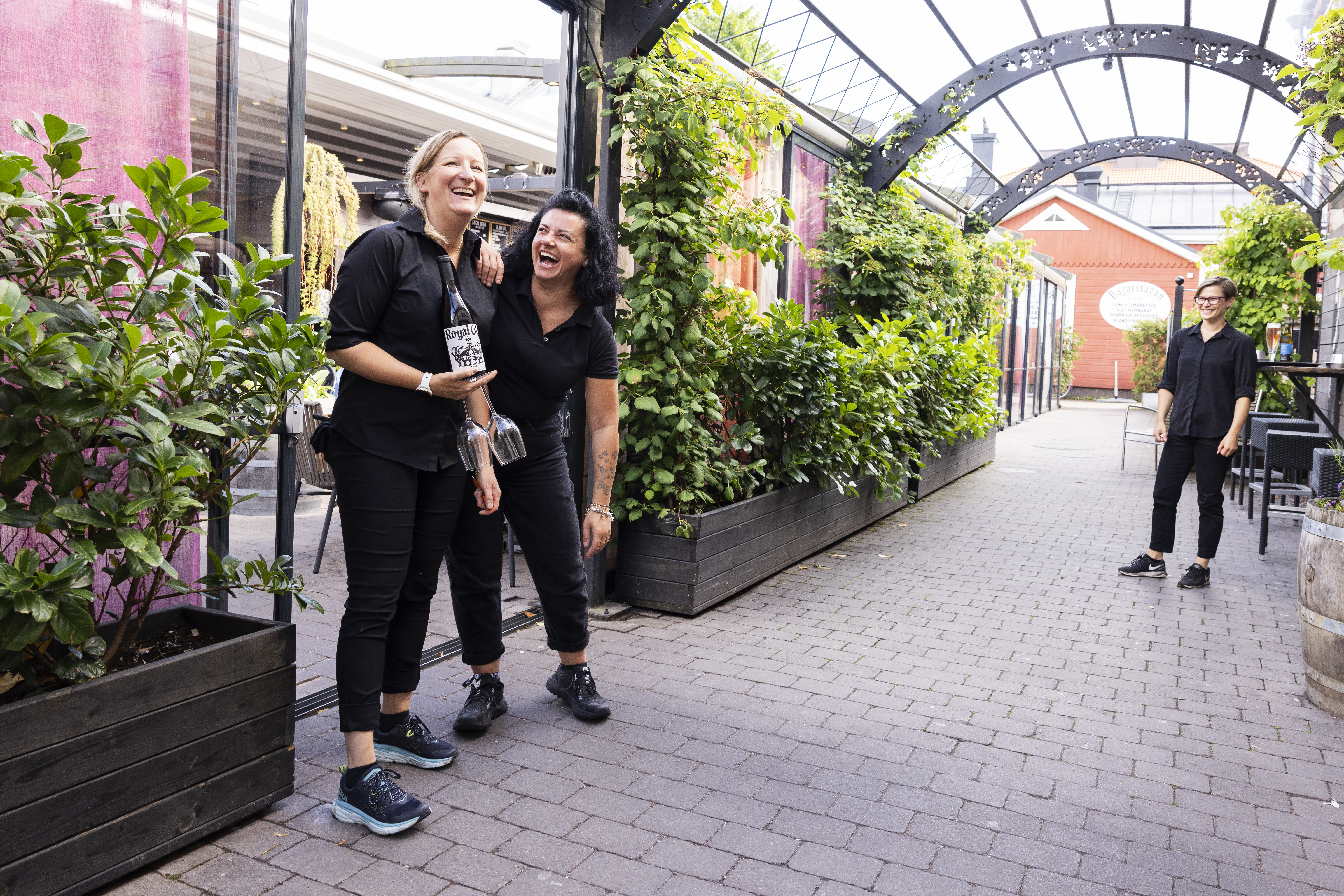 Personal på uteservering