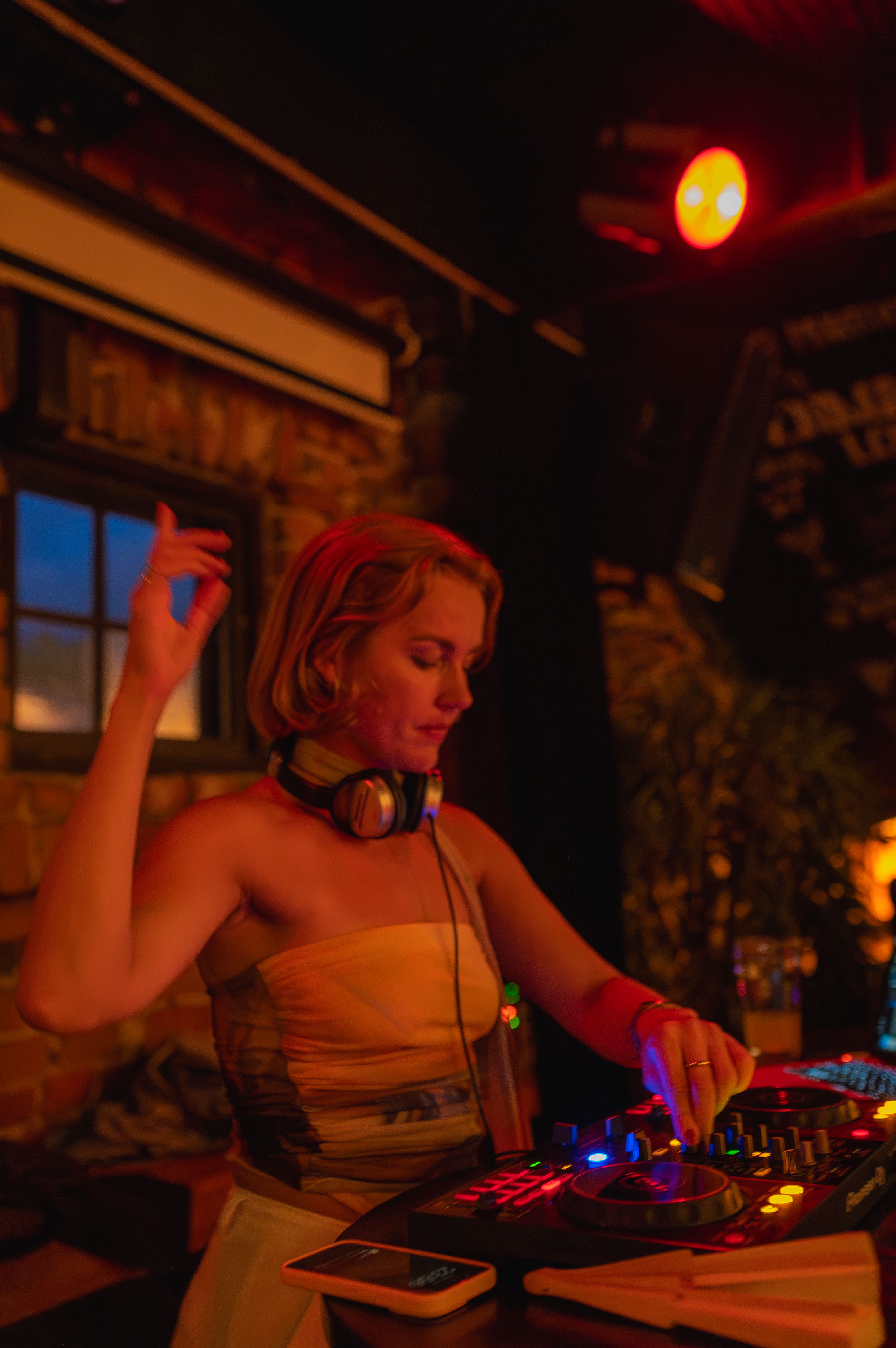 DJ MY